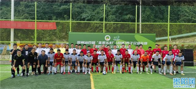 文德斯认为叙事方法无须烙印的观念，在他1973年赴纽约途中，看到日本导演小津安二郎的电影时，获得印证。